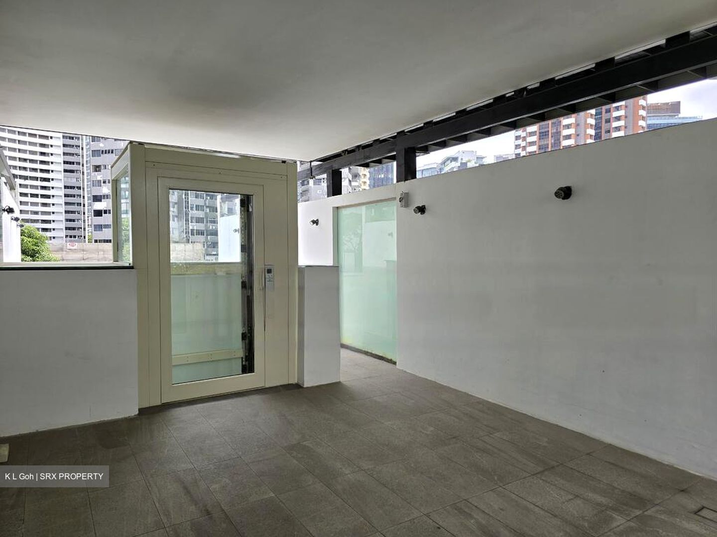 Cairnhill Road (D9), Terrace #446535581